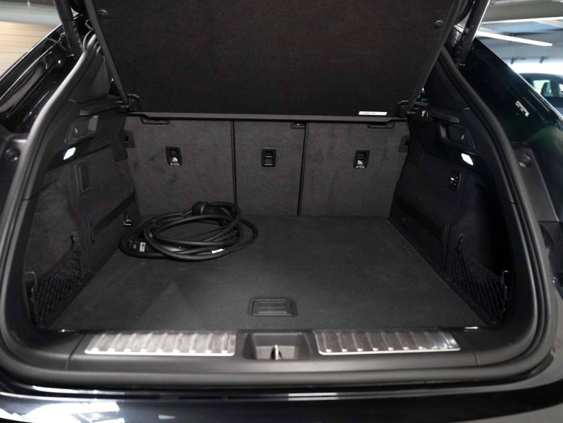 Voitures occasions PORSCHE MACAN Base Champagne-au-Mont-d'Or