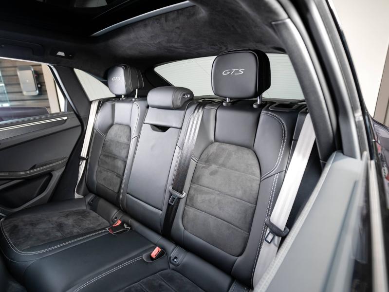 Voitures occasions PORSCHE MACAN GTS Champagne-au-Mont-d'Or