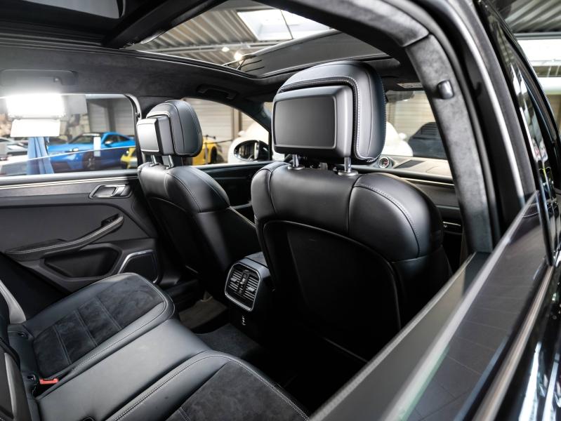 Voitures occasions PORSCHE MACAN GTS Champagne-au-Mont-d'Or