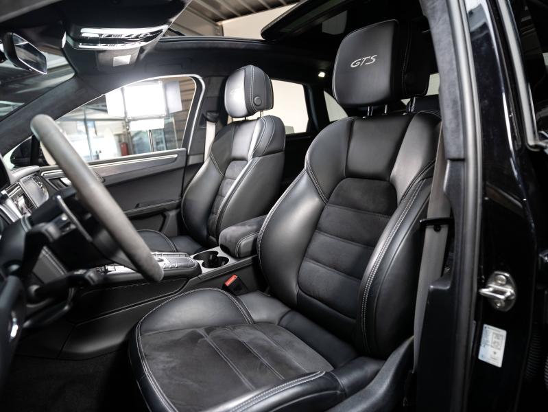 Voitures occasions PORSCHE MACAN GTS Champagne-au-Mont-d'Or