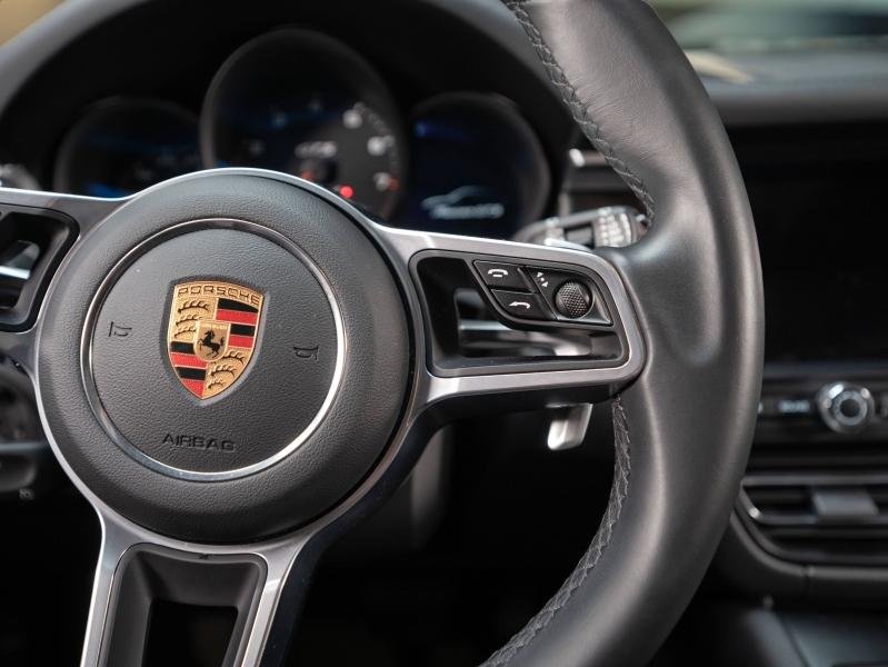 Voitures occasions PORSCHE MACAN GTS Champagne-au-Mont-d'Or
