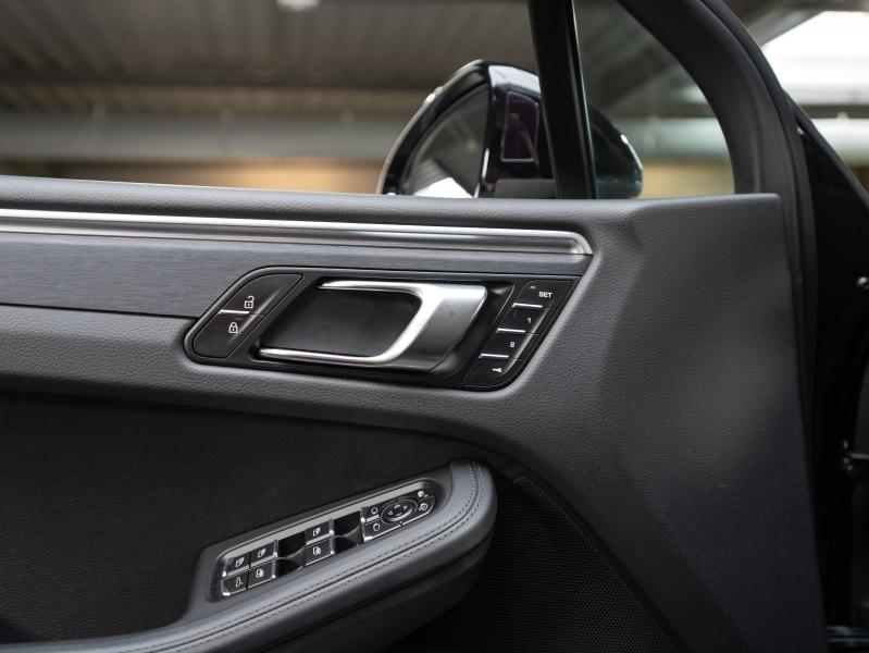 Voitures occasions PORSCHE MACAN GTS Champagne-au-Mont-d'Or