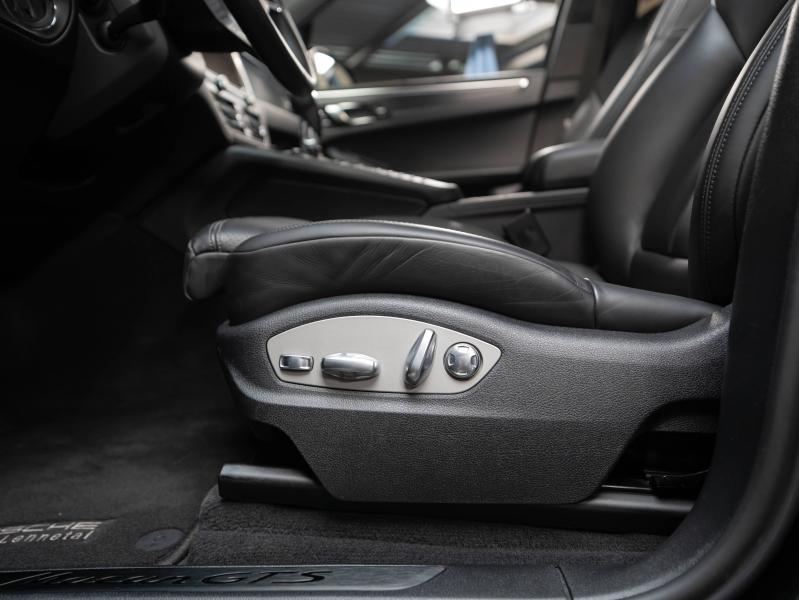 Voitures occasions PORSCHE MACAN GTS Champagne-au-Mont-d'Or