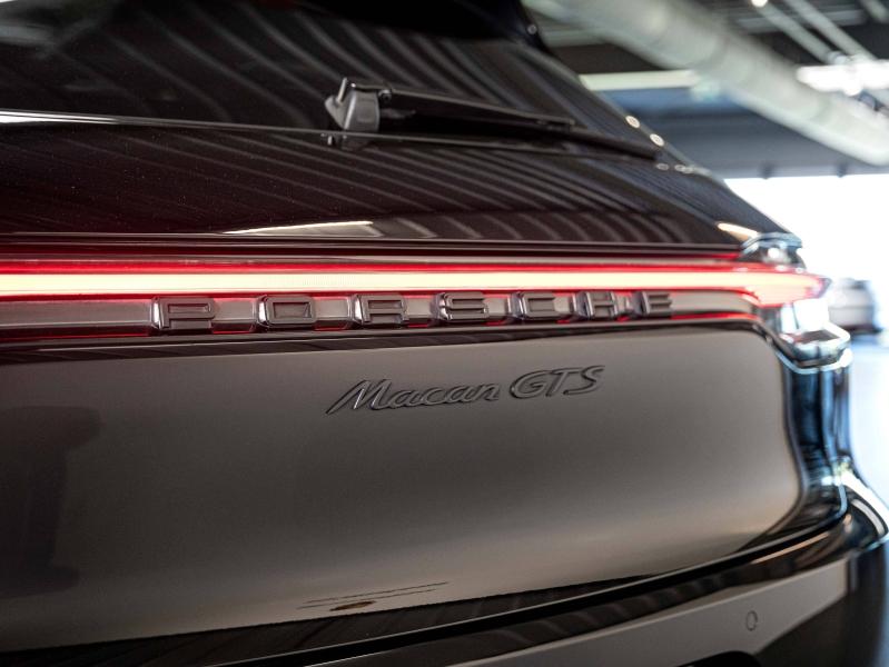 Voitures occasions PORSCHE MACAN GTS Champagne-au-Mont-d'Or