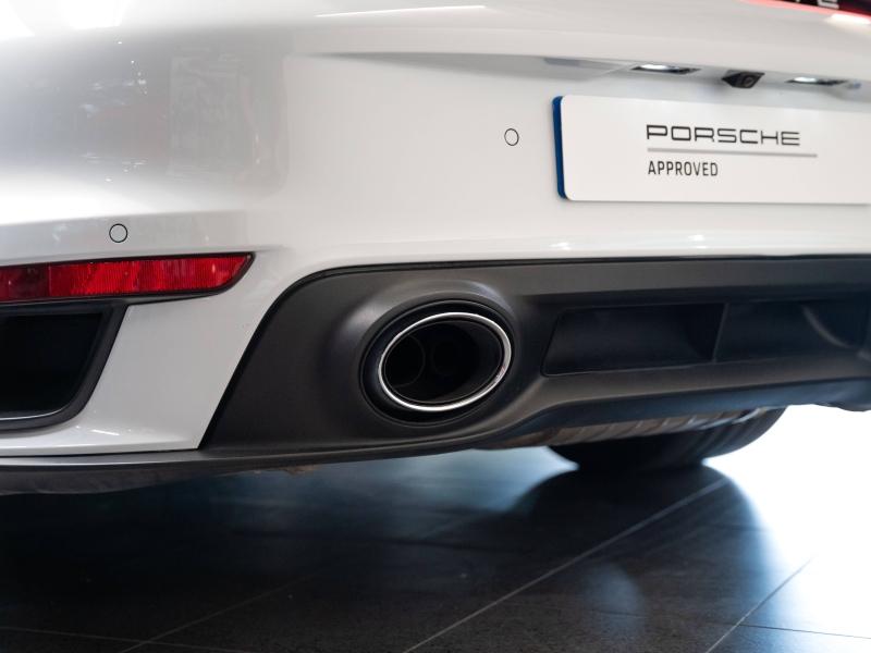 Voitures occasions PORSCHE 911 Coupe Turbo Champagne-au-Mont-d'Or