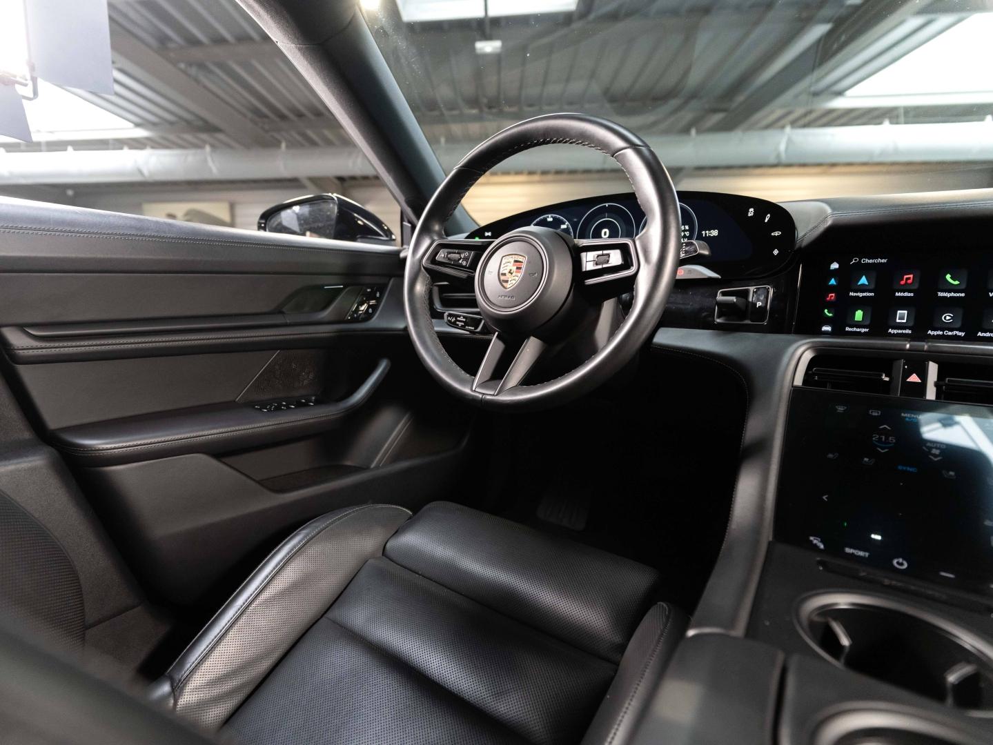 Voitures occasions PORSCHE Taycan 4S Champagne-au-Mont-d'Or