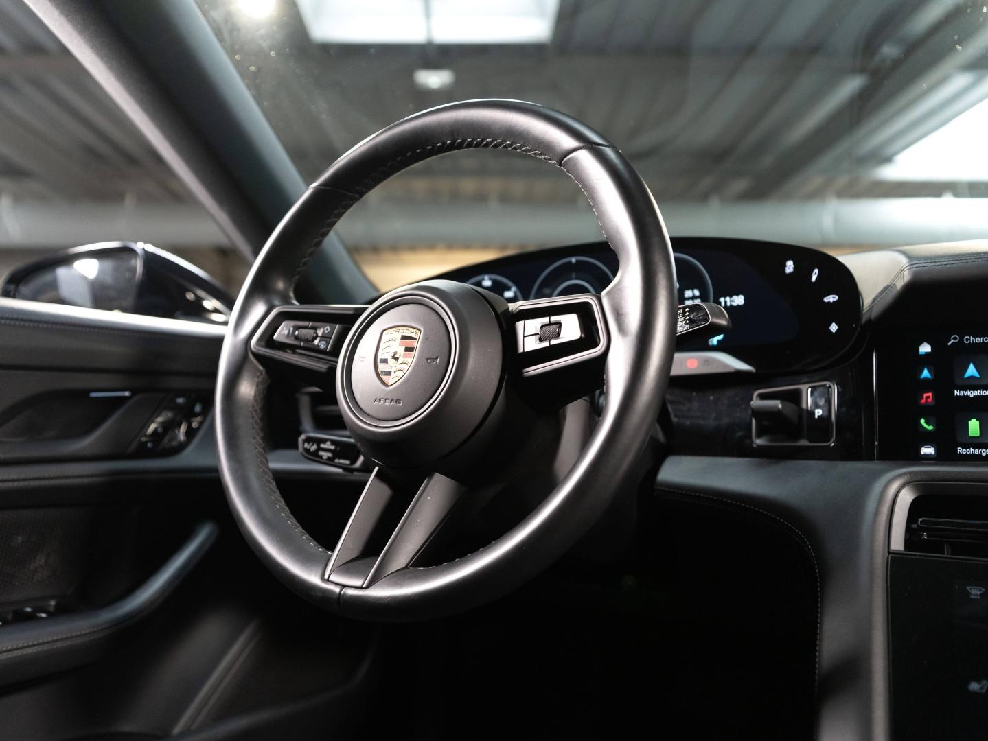 Voitures occasions PORSCHE Taycan 4S Champagne-au-Mont-d'Or