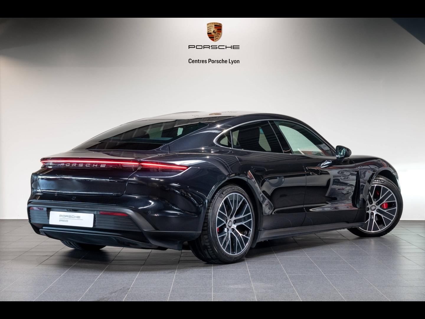 Voitures occasions PORSCHE Taycan 4S Champagne-au-Mont-d'Or