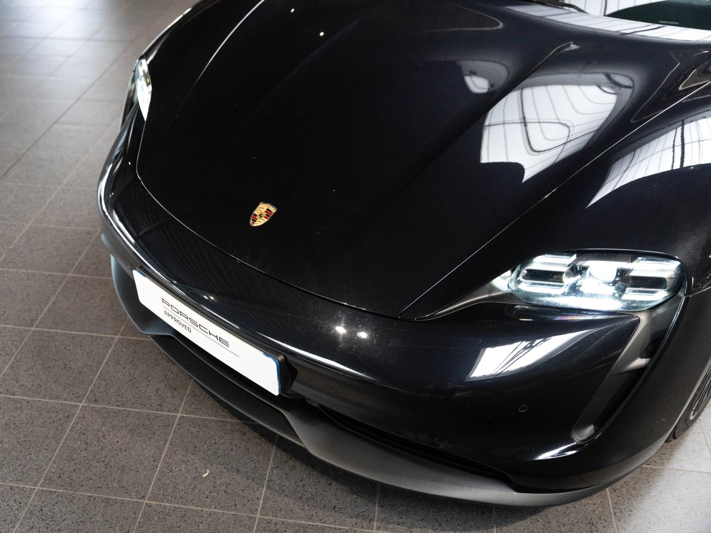 Voitures occasions PORSCHE Taycan 4S Champagne-au-Mont-d'Or