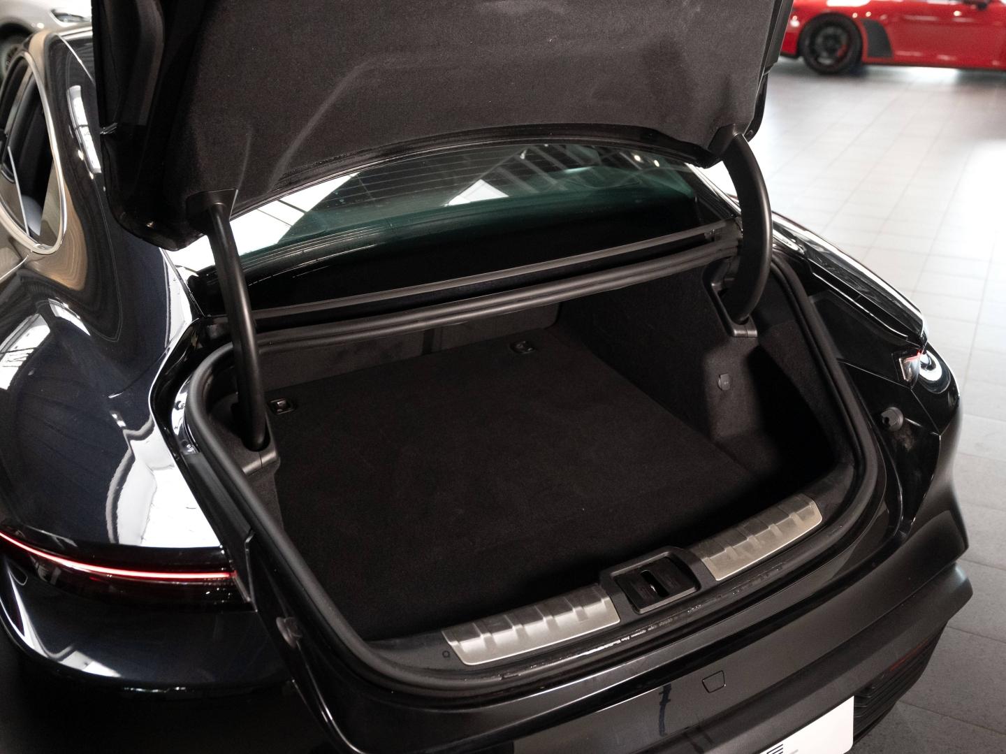 Voitures occasions PORSCHE Taycan 4S Champagne-au-Mont-d'Or