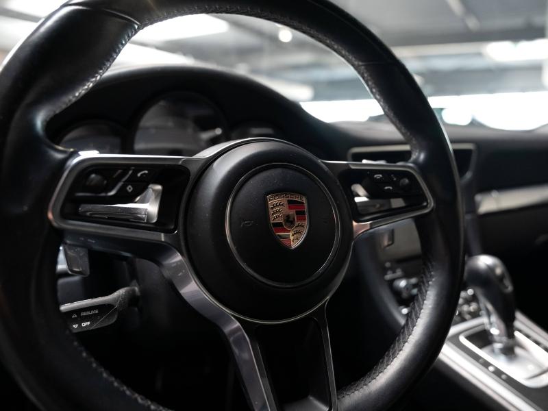 Voitures occasions PORSCHE 911 Cabriolet Carrera S Champagne-au-Mont-d'Or