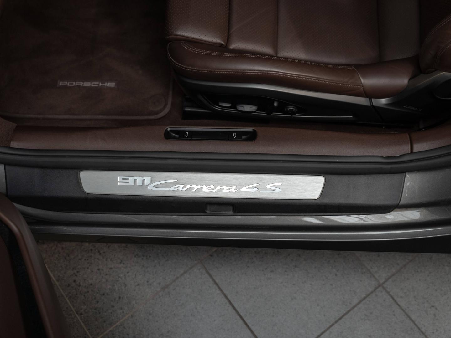 Voitures occasions PORSCHE 911 Coupe Carrera 4S Champagne-au-Mont-d'Or