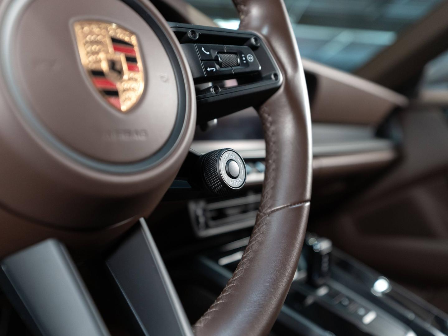Voitures occasions PORSCHE 911 Coupe Carrera 4S Champagne-au-Mont-d'Or