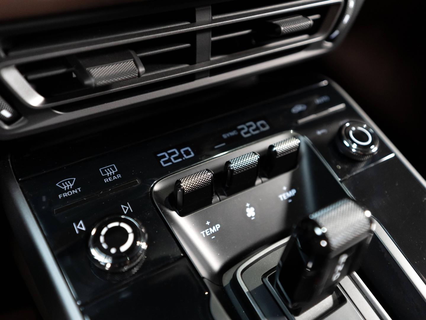 Voitures occasions PORSCHE 911 Coupe Carrera 4S Champagne-au-Mont-d'Or