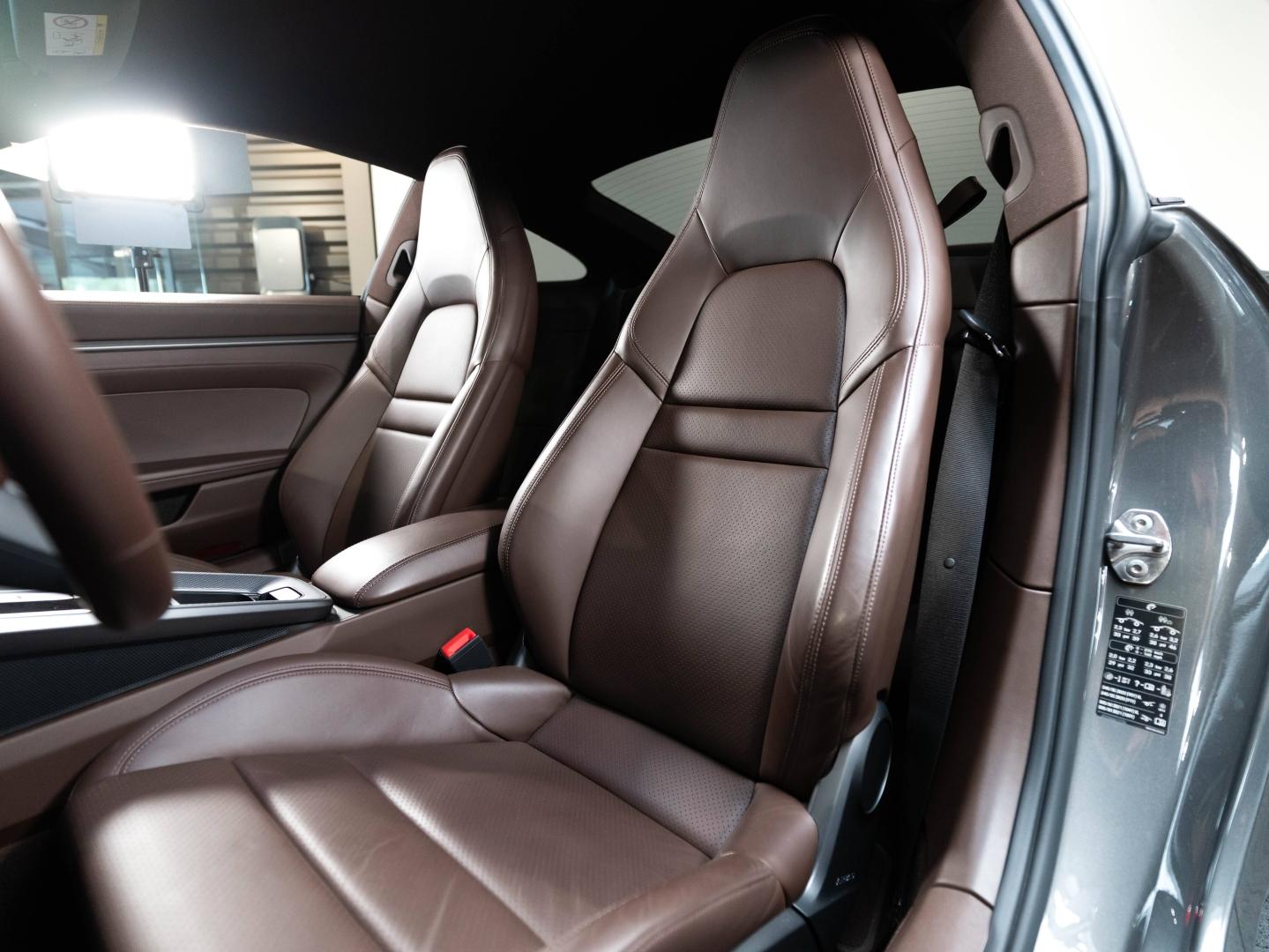 Voitures occasions PORSCHE 911 Coupe Carrera 4S Champagne-au-Mont-d'Or