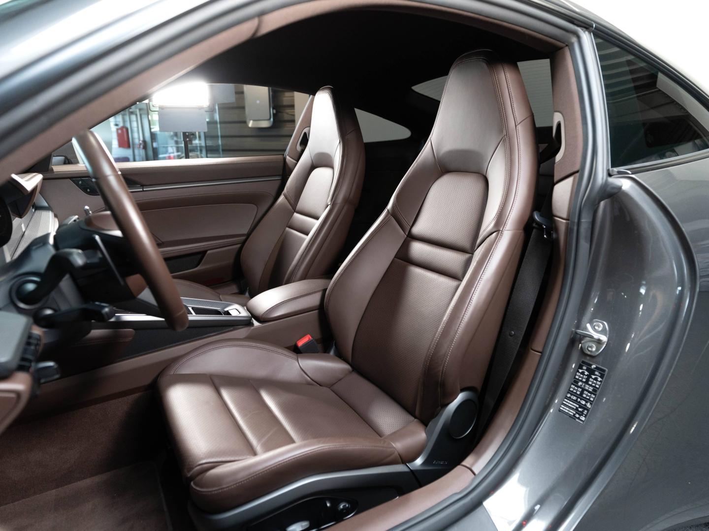Voitures occasions PORSCHE 911 Coupe Carrera 4S Champagne-au-Mont-d'Or