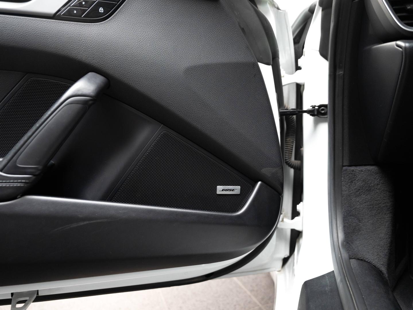 Voitures occasions PORSCHE 911 Coupe Carrera 4S Champagne-au-Mont-d'Or
