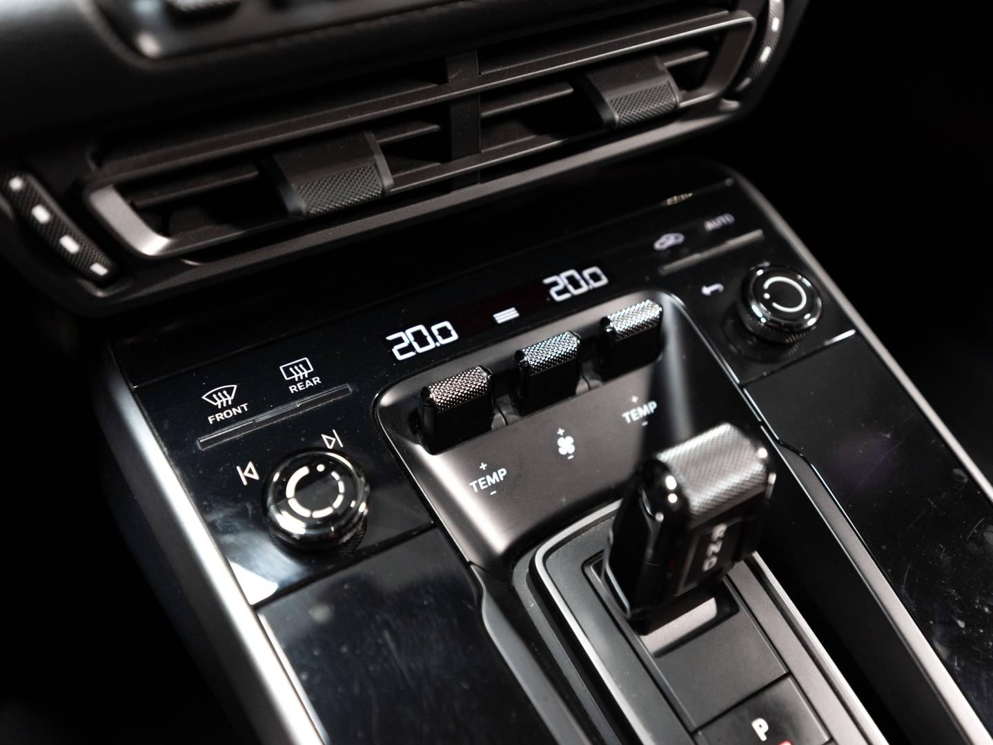 Voitures occasions PORSCHE 911 Coupe Carrera 4S Champagne-au-Mont-d'Or