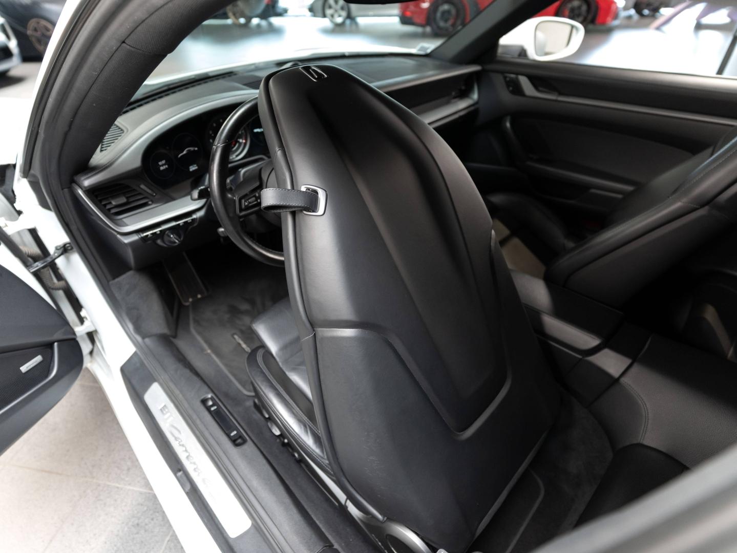 Voitures occasions PORSCHE 911 Coupe Carrera 4S Champagne-au-Mont-d'Or