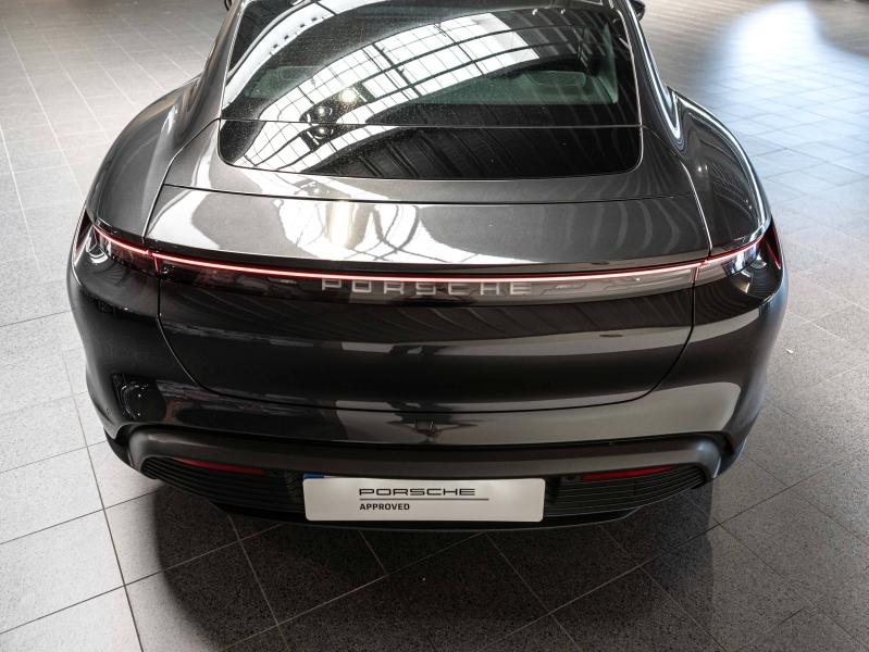 Voitures occasions PORSCHE Taycan Base Champagne-au-Mont-d'Or