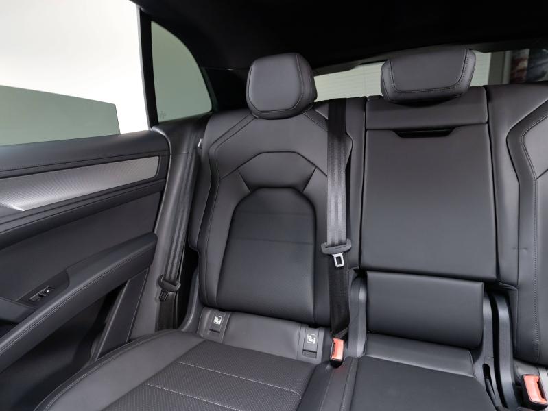 Voitures occasions PORSCHE CAYENNE Base Champagne-au-Mont-d'Or