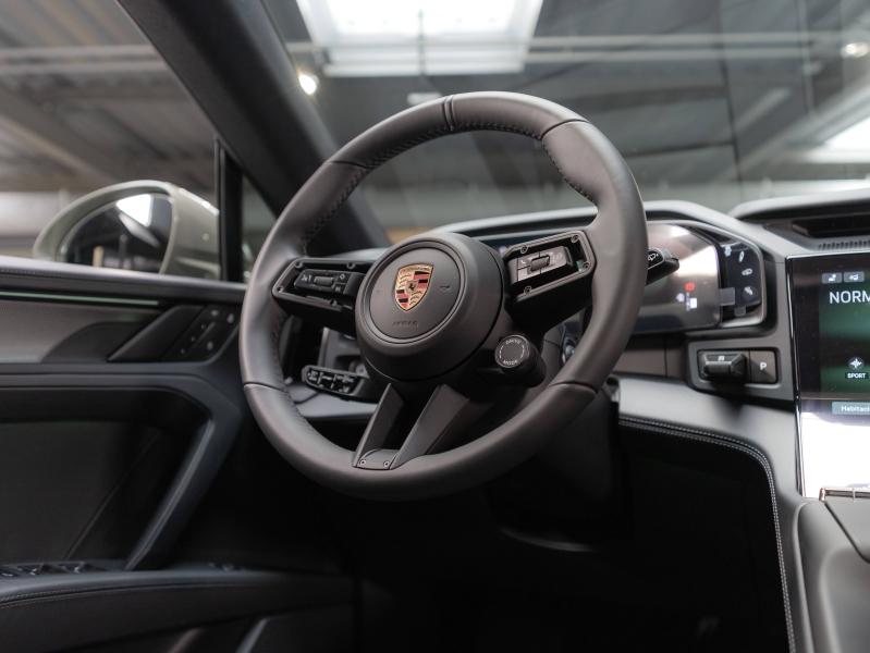 Voitures occasions PORSCHE CAYENNE Base Champagne-au-Mont-d'Or
