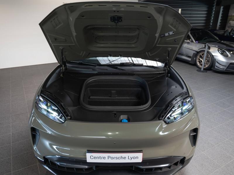 Voitures occasions PORSCHE CAYENNE Base Champagne-au-Mont-d'Or