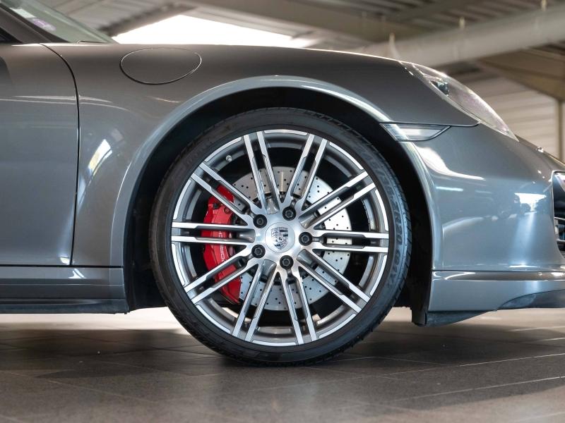 Voitures occasions PORSCHE 911 Coupe Turbo Champagne-au-Mont-d'Or