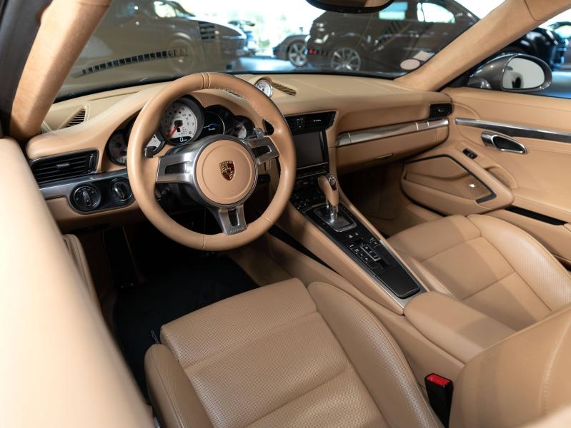 Voitures occasions PORSCHE 911 Coupe Turbo Champagne-au-Mont-d'Or