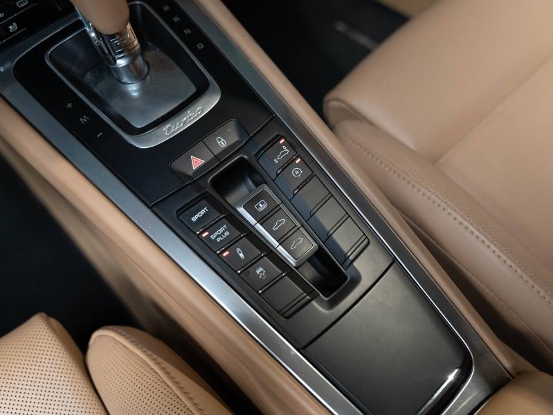 Voitures occasions PORSCHE 911 Coupe Turbo Champagne-au-Mont-d'Or