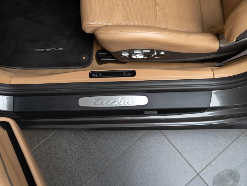 Voitures occasions PORSCHE 911 Coupe Turbo Champagne-au-Mont-d'Or