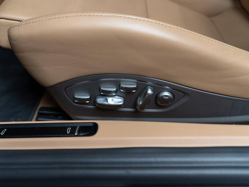 Voitures occasions PORSCHE 911 Coupe Turbo Champagne-au-Mont-d'Or