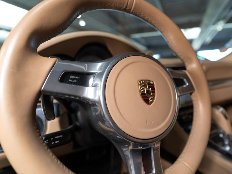 Voitures occasions PORSCHE 911 Coupe Turbo Champagne-au-Mont-d'Or