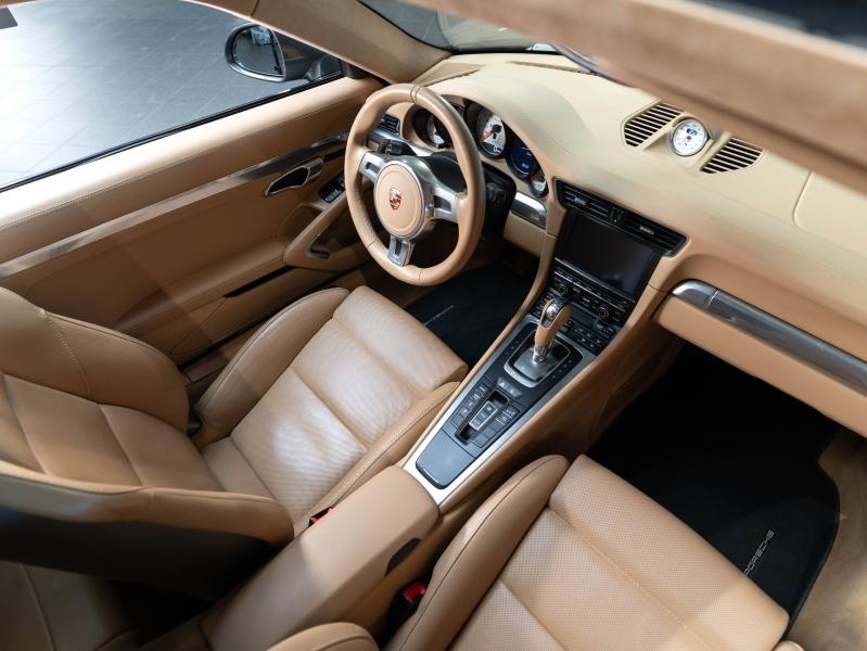 Voitures occasions PORSCHE 911 Coupe Turbo Champagne-au-Mont-d'Or