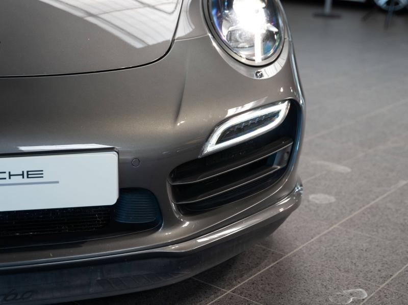 Voitures occasions PORSCHE 911 Coupe Turbo Champagne-au-Mont-d'Or