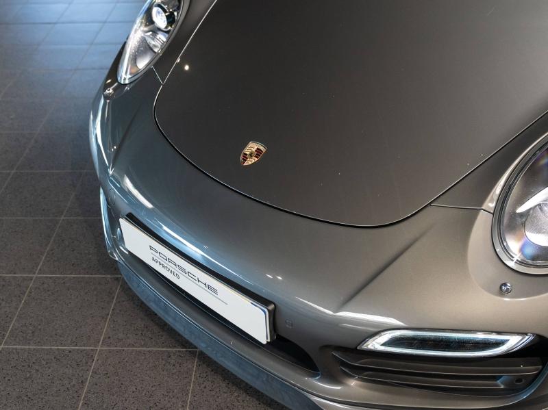 Voitures occasions PORSCHE 911 Coupe Turbo Champagne-au-Mont-d'Or