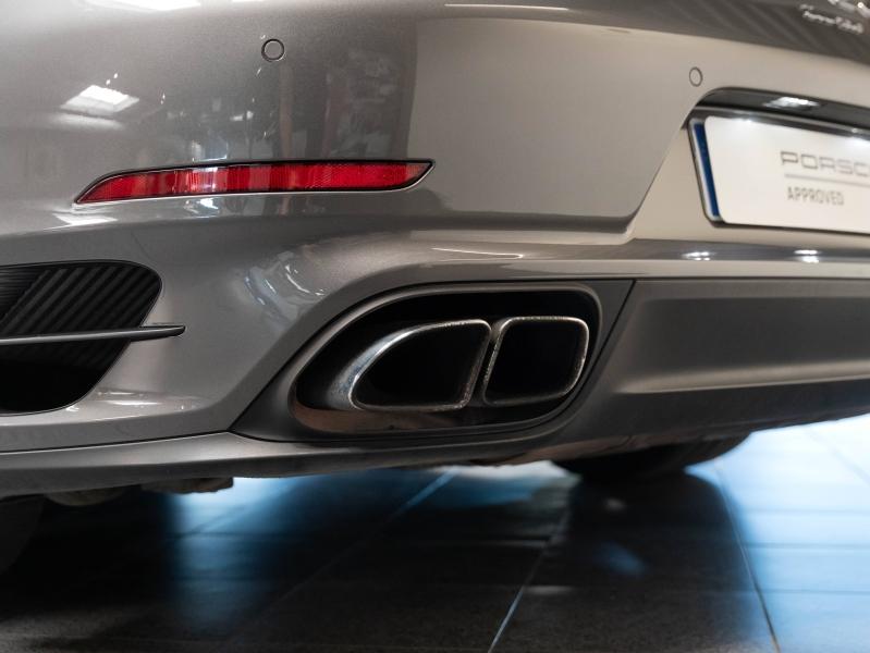Voitures occasions PORSCHE 911 Coupe Turbo Champagne-au-Mont-d'Or