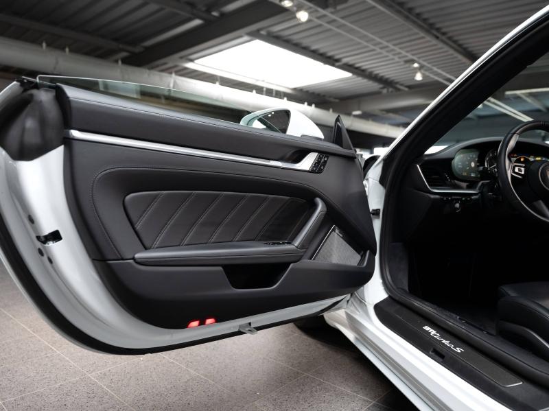 Voitures occasions PORSCHE 911 Coupe Turbo S Champagne-au-Mont-d'Or