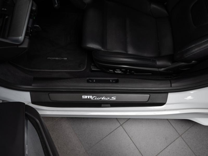 Voitures occasions PORSCHE 911 Coupe Turbo S Champagne-au-Mont-d'Or