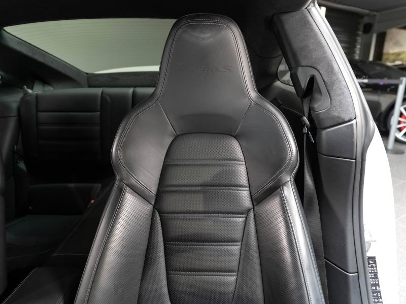 Voitures occasions PORSCHE 911 Coupe Turbo S Champagne-au-Mont-d'Or