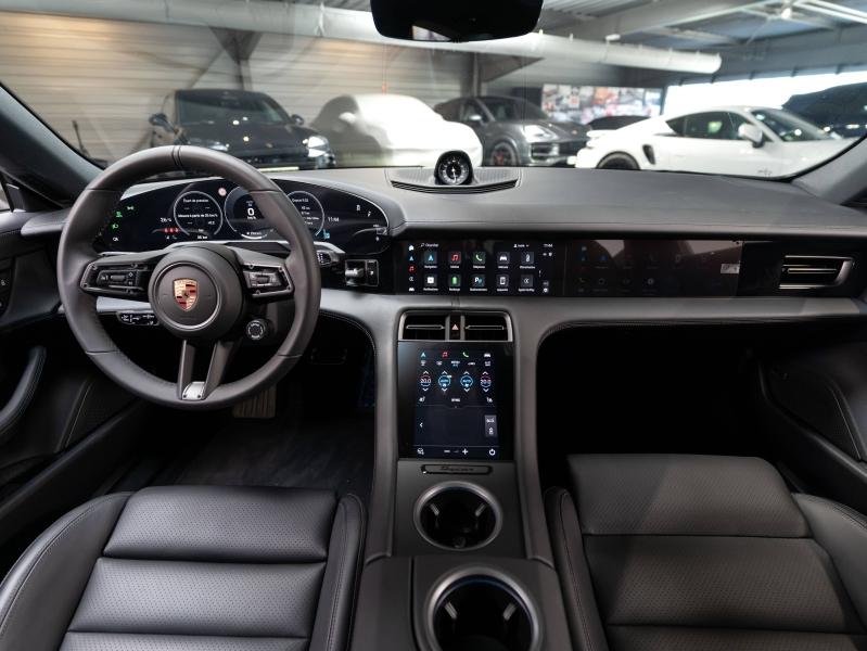 Voitures occasions PORSCHE Taycan Base Champagne-au-Mont-d'Or