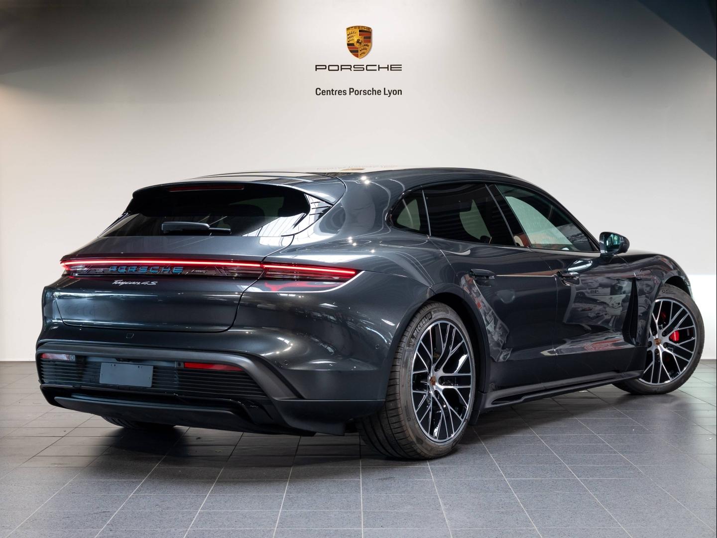 Voitures occasions PORSCHE Taycan Sport Turismo 4S Champagne-au-Mont-d'Or