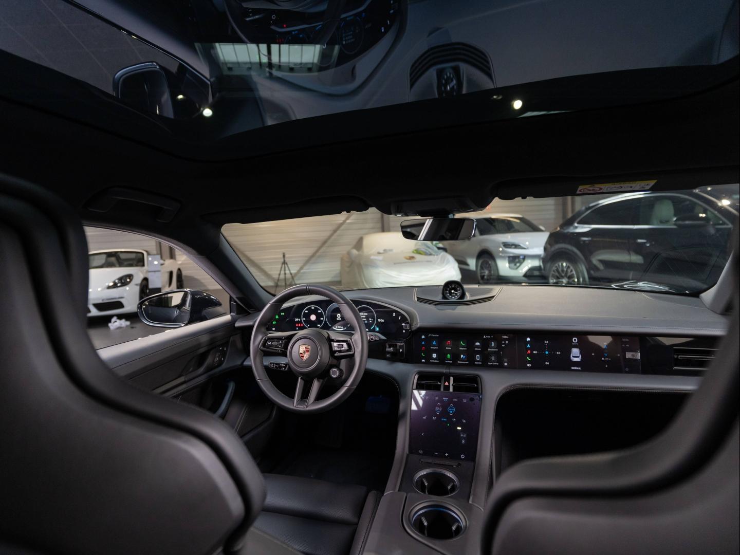 Voitures occasions PORSCHE Taycan Sport Turismo 4S Champagne-au-Mont-d'Or