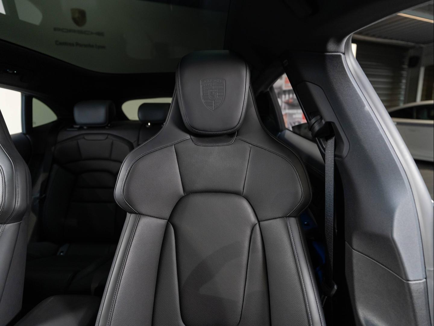 Voitures occasions PORSCHE Taycan Sport Turismo 4S Champagne-au-Mont-d'Or