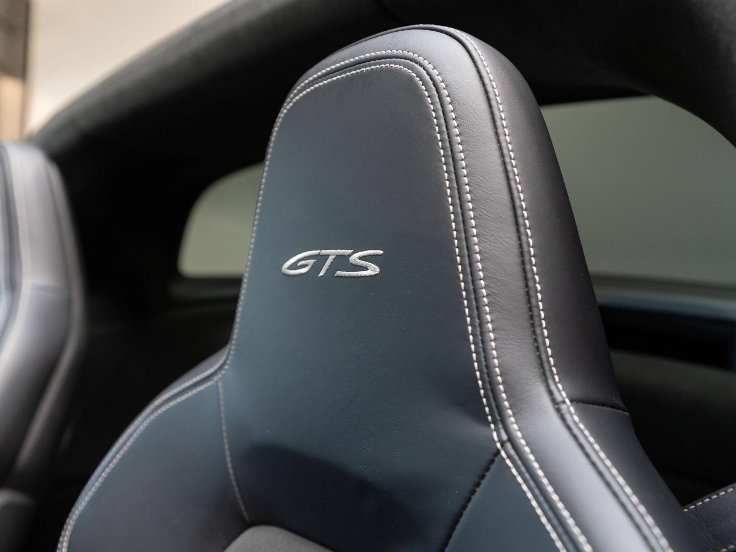 Voitures occasions PORSCHE 911 Targa Targa 4 GTS Champagne-au-Mont-d'Or