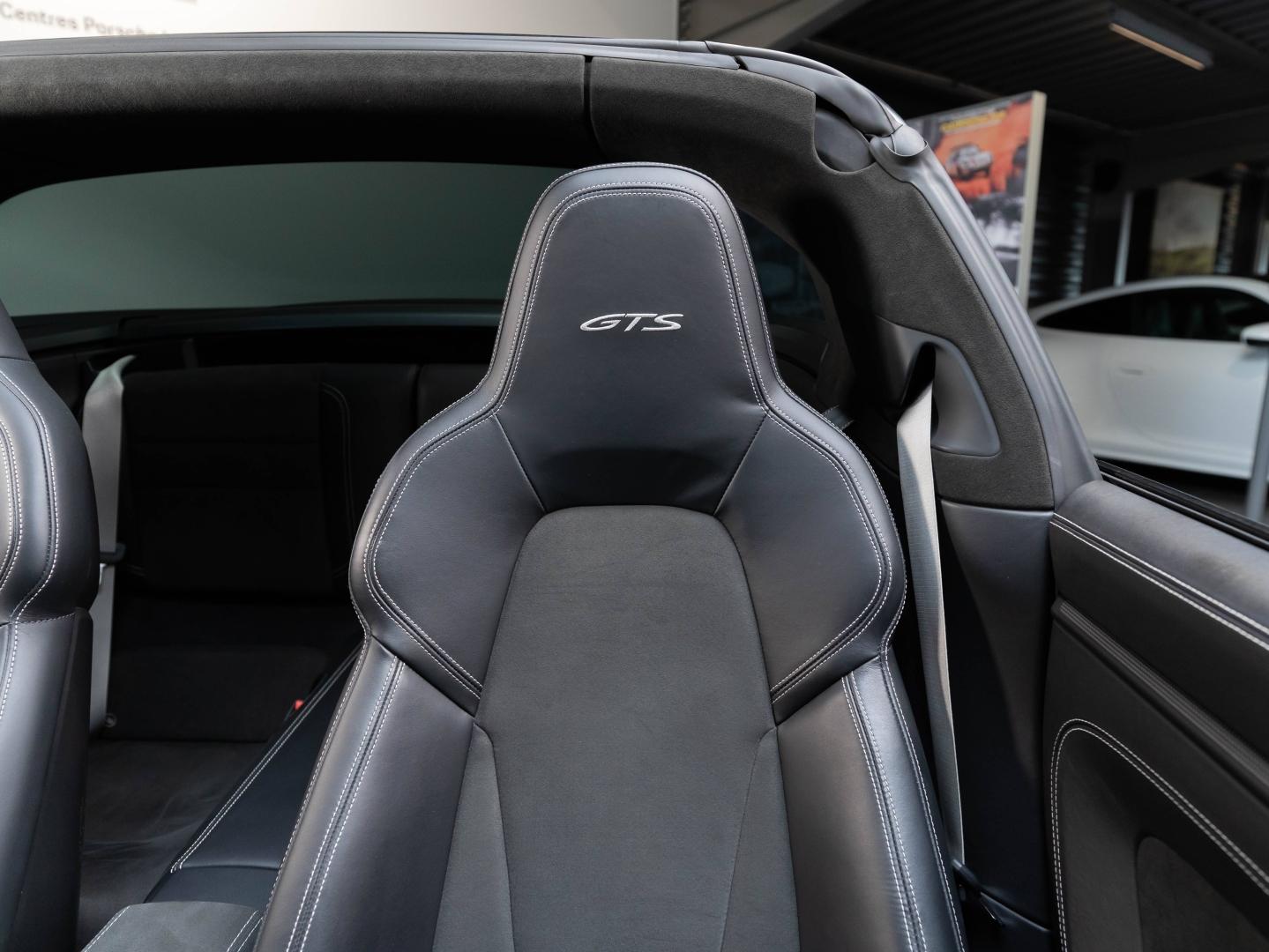 Voitures occasions PORSCHE 911 Targa Targa 4 GTS Champagne-au-Mont-d'Or
