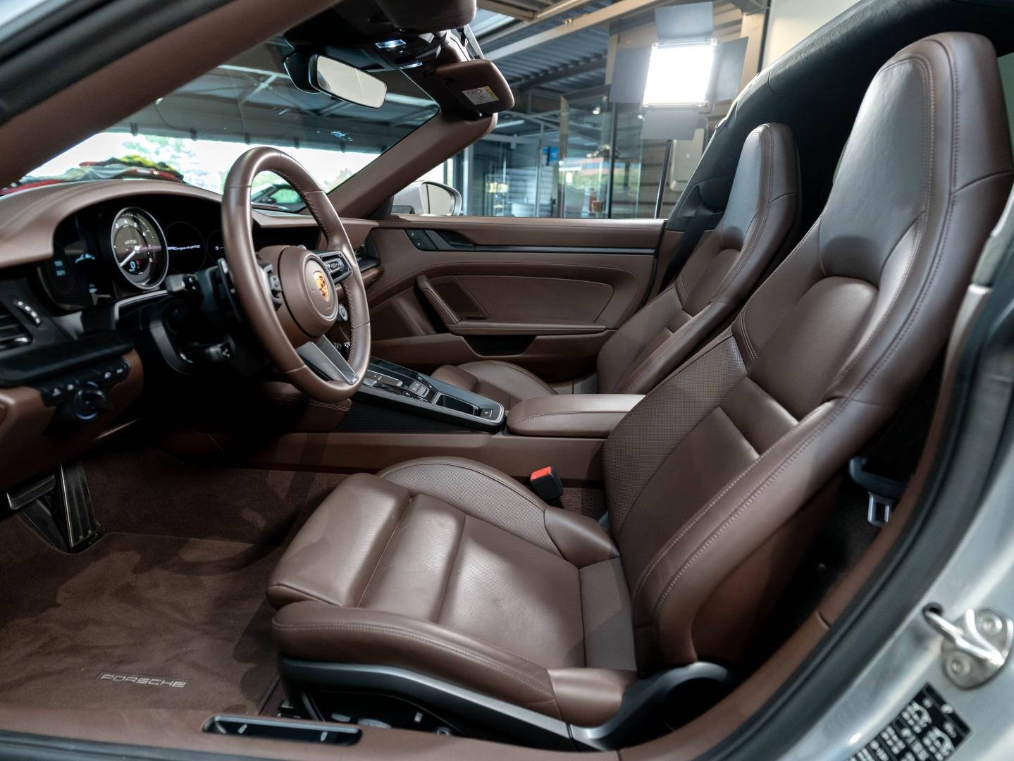 Voitures occasions PORSCHE 911 Targa Targa 4 GTS Champagne-au-Mont-d'Or