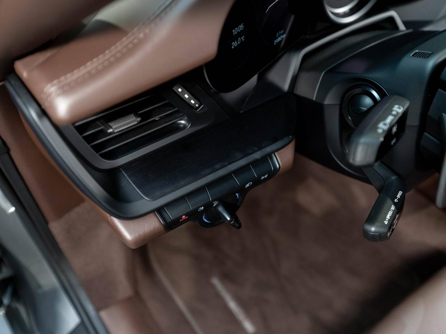Voitures occasions PORSCHE 911 Targa Targa 4 GTS Champagne-au-Mont-d'Or