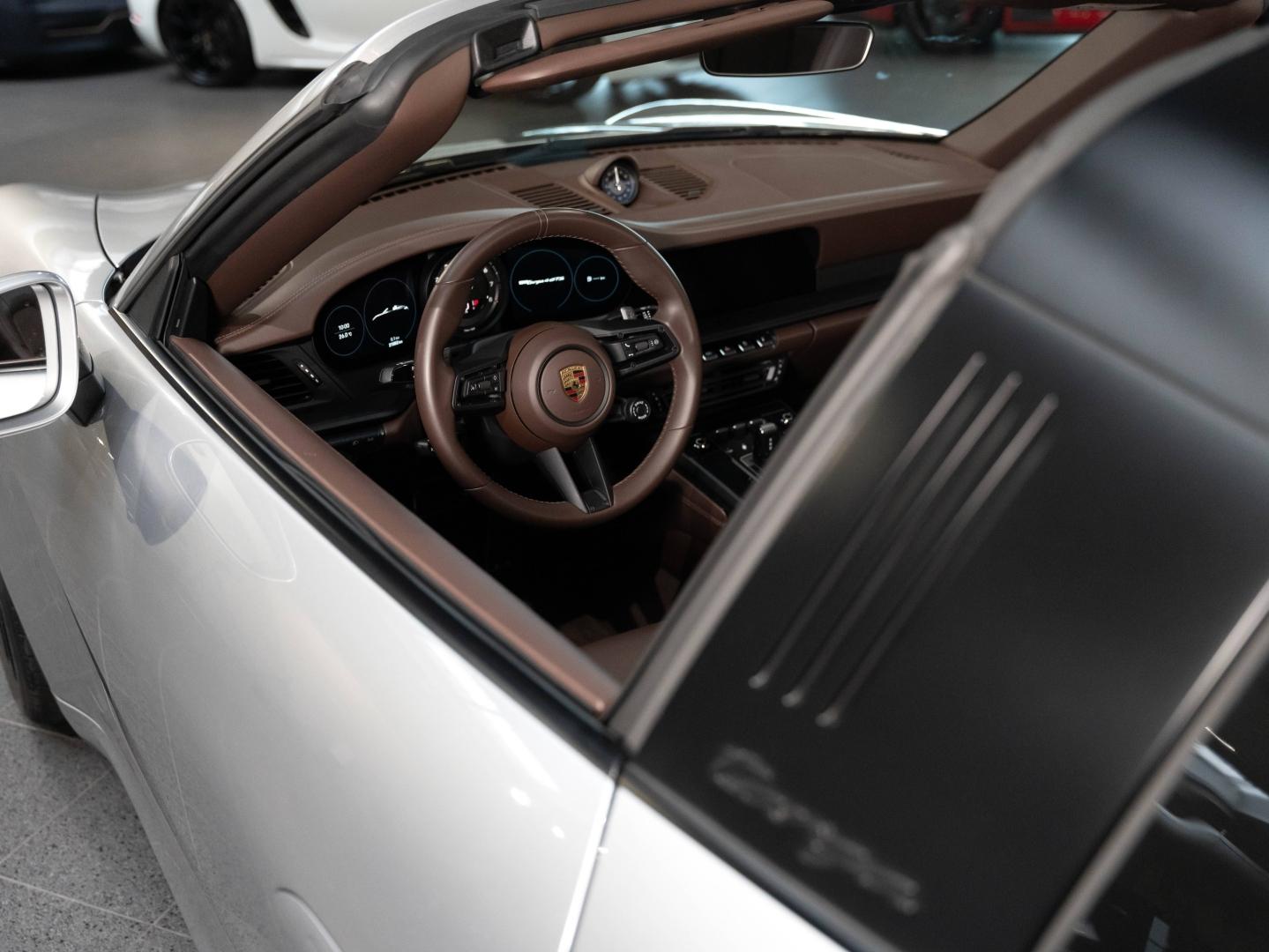Voitures occasions PORSCHE 911 Targa Targa 4 GTS Champagne-au-Mont-d'Or