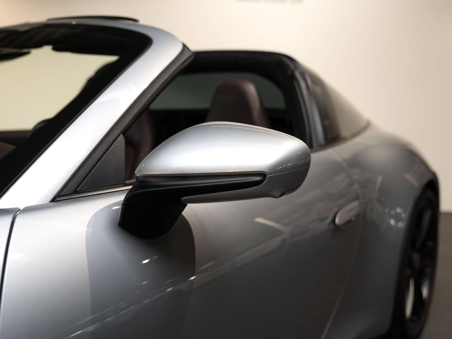 Voitures occasions PORSCHE 911 Targa Targa 4 GTS Champagne-au-Mont-d'Or